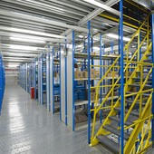 Mezzanine golvhyllsystem